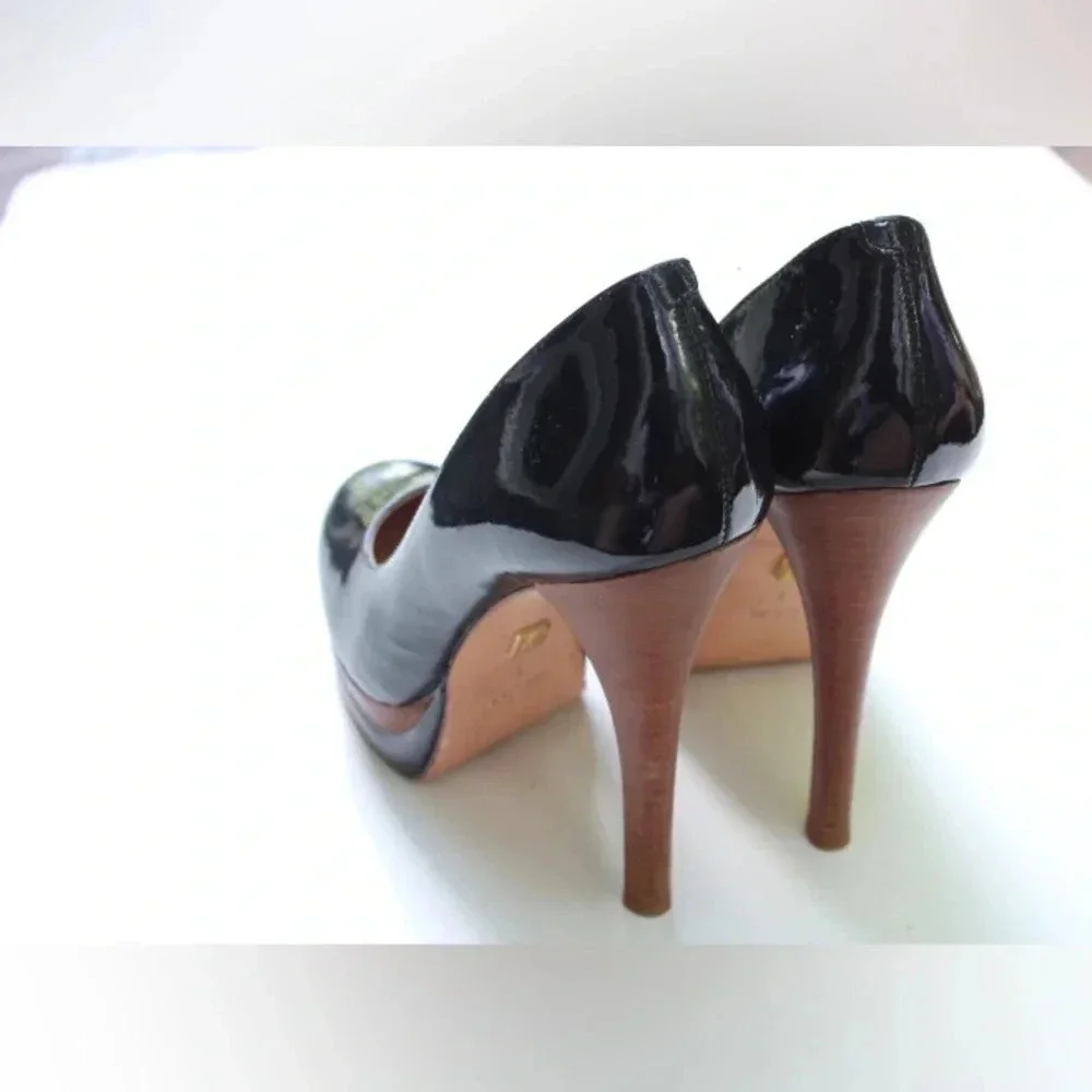 Pour La Victoire platforms
